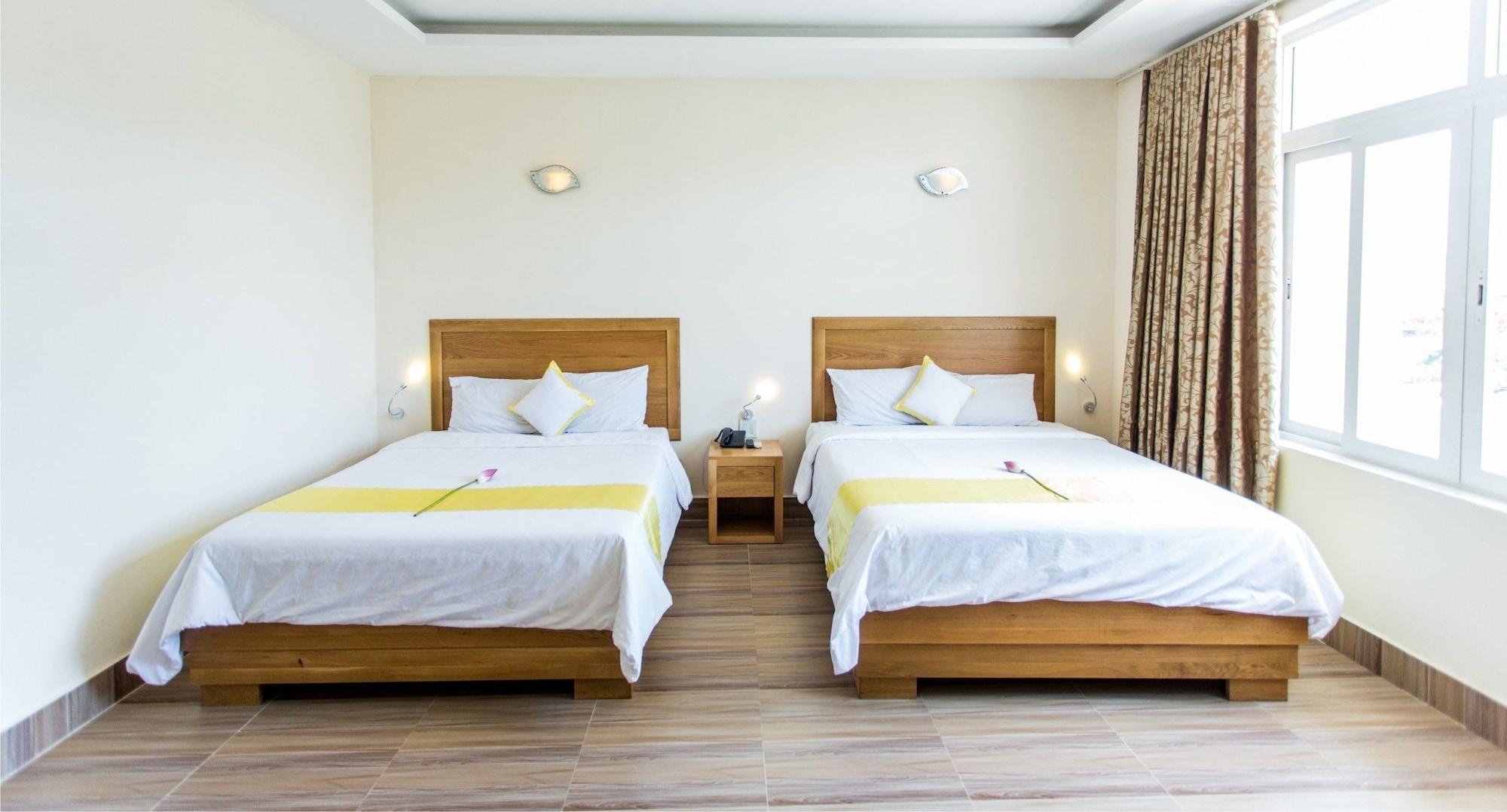 Hoang Yen Hotel 2 Quy Nhon Exteriör bild