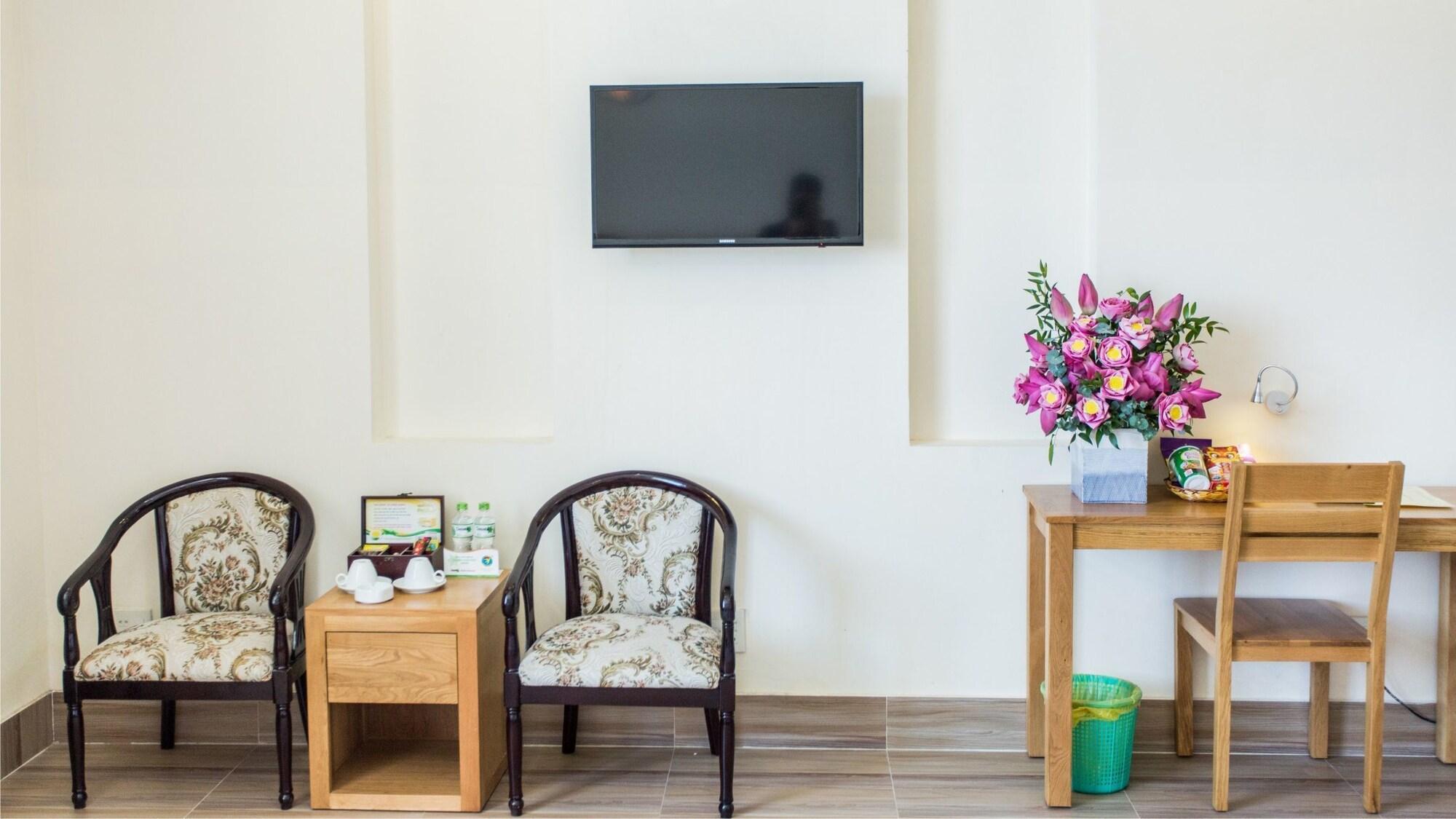 Hoang Yen Hotel 2 Quy Nhon Exteriör bild