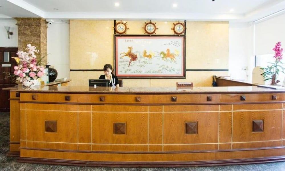 Hoang Yen Hotel 2 Quy Nhon Exteriör bild