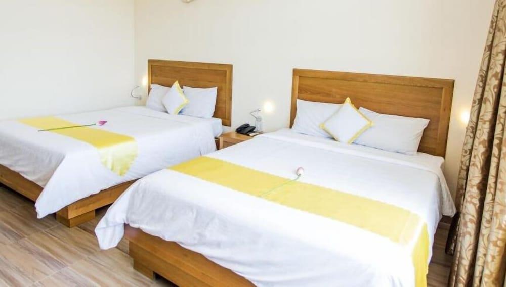 Hoang Yen Hotel 2 Quy Nhon Exteriör bild