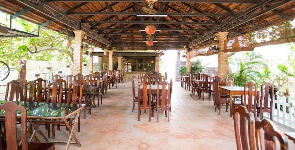 Hoang Yen Hotel 2 Quy Nhon Exteriör bild