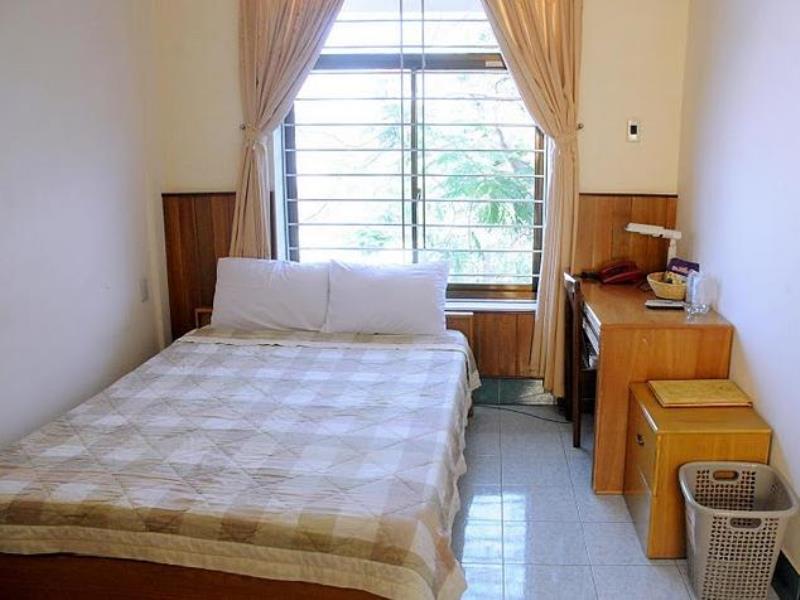 Hoang Yen Hotel 2 Quy Nhon Exteriör bild